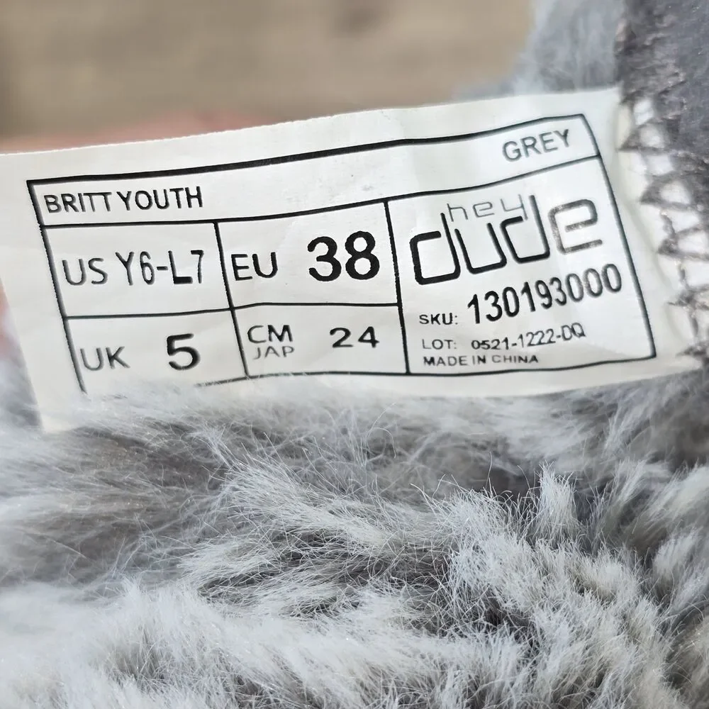 Hey Dude Britt Youth Women's Size 7 Gray Faux Fur Lace Up Comfort Shoes Boots